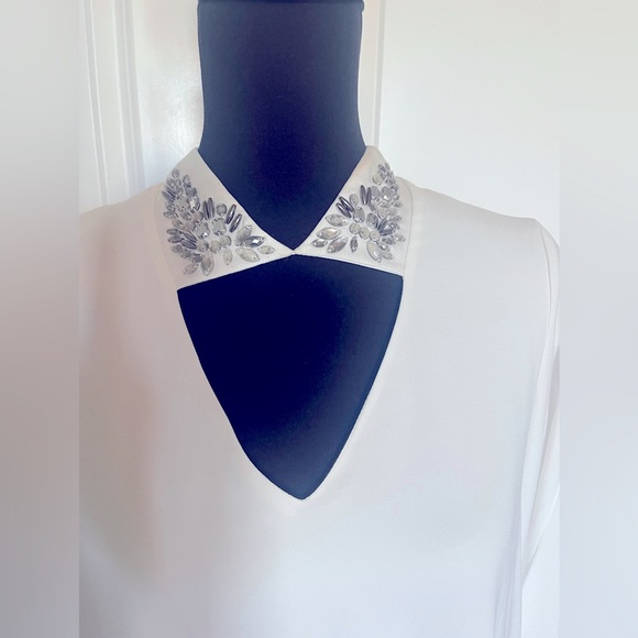 BCBG Irena Dress in Medium - Picture 4 of 6